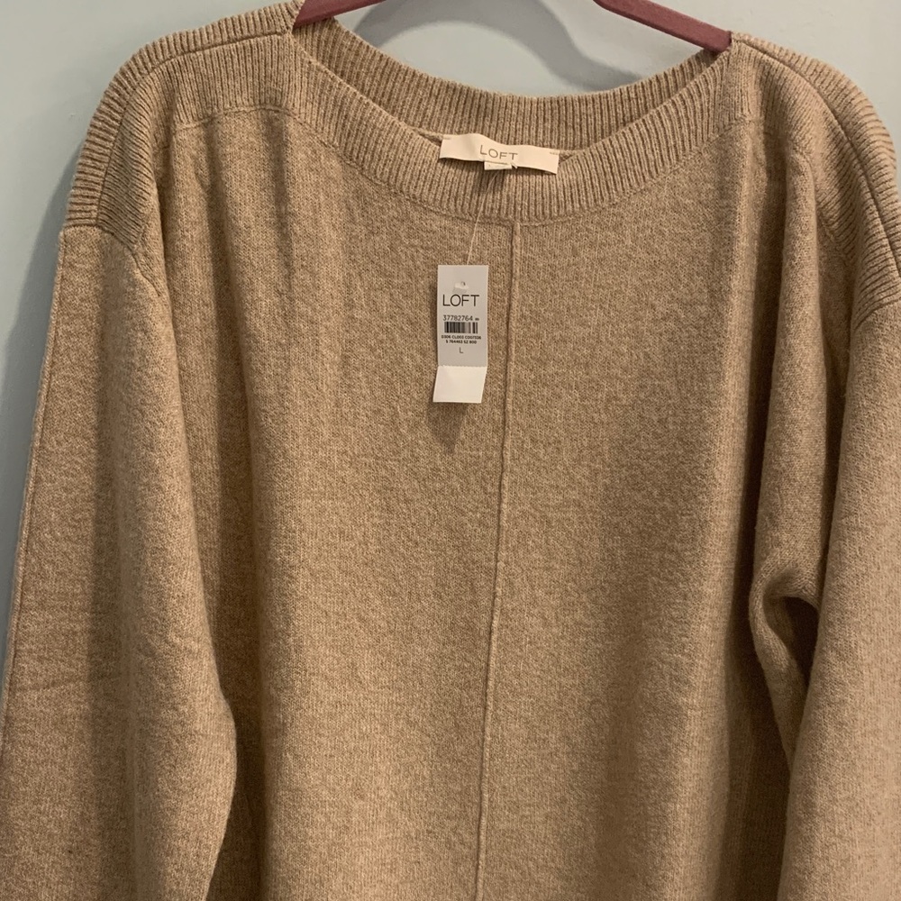 LOFT Women's Beige Crew Neck Sweater